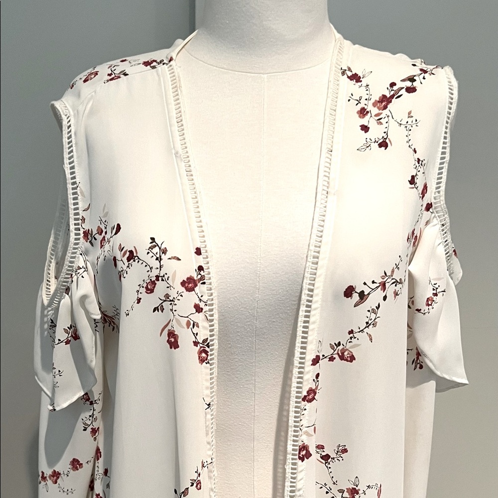 Market &Spruce Overlay Blouse